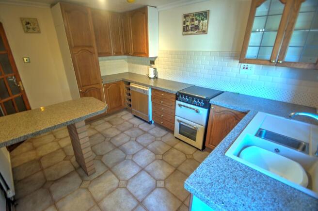 Garston Close Kit 3