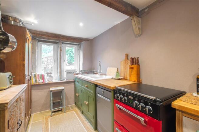 2 bed Semi-Detached for sale Image 9
