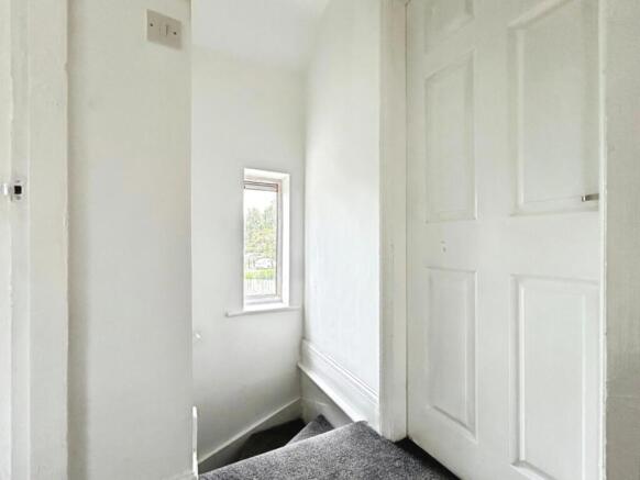 2 bed Semi-Detached for sale Image 8