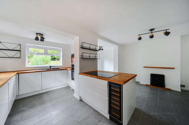 1364282-29-68f76c...