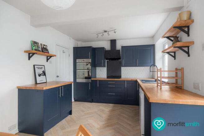 3 bed Terraced for sale Image 6
