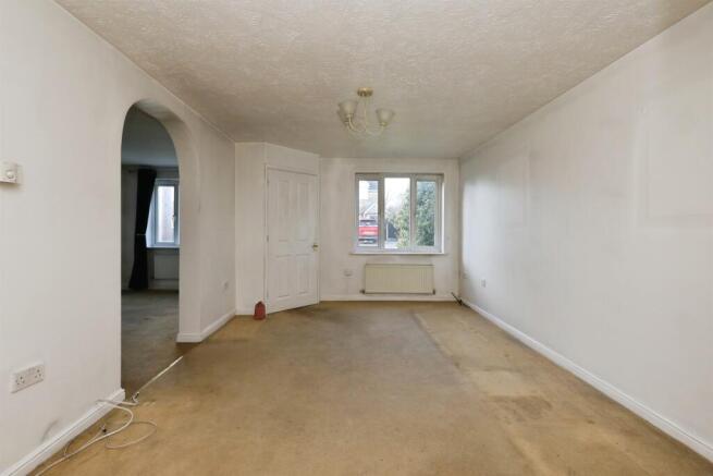 3 bed Detached for sale Image 6