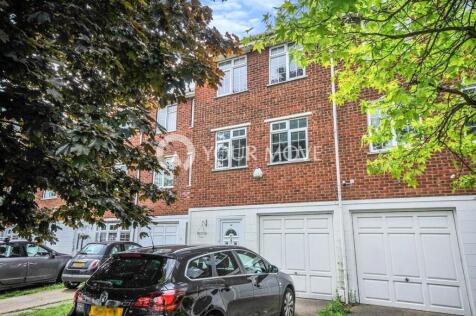 Station Approach, Chelsfield, Orpington, BR6