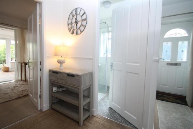 2 bed Semi-Detached Bungalow for sale Image 12