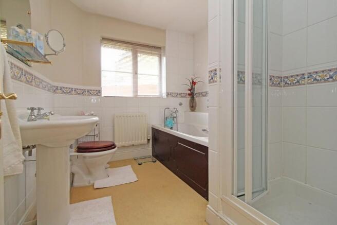 Photo 10