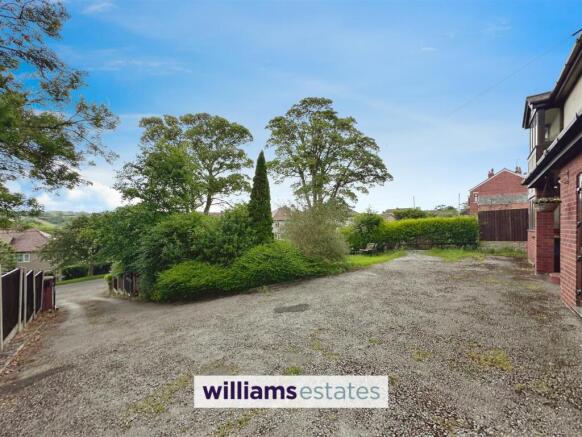 Front Garden & Driveway