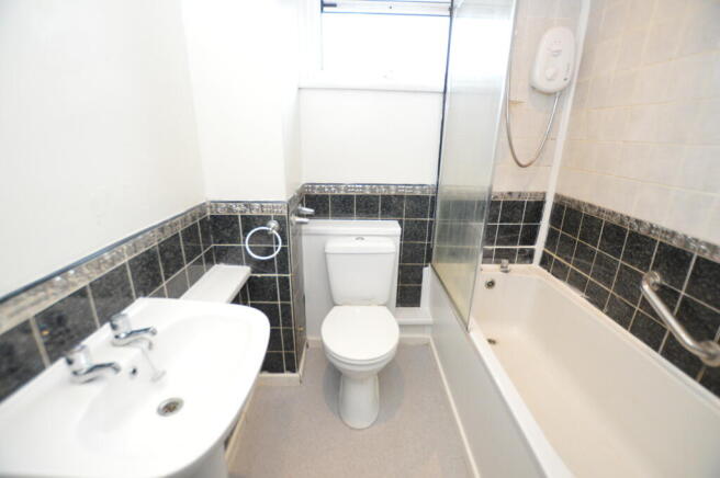 1 bed Apartment to rent Image 8