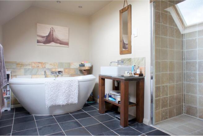 Master En-suite