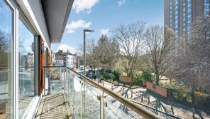 Flat 7, 91, Falcon Road, London SW11 2PF