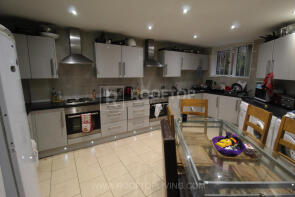11, Regent Park Terrace, Headingley, Leeds LS6 2AX