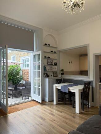 Lounge to Terrace