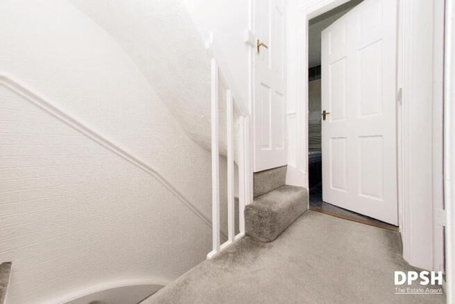 4 bed Terraced for sale Image 8