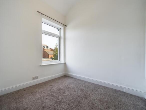 2 bed Terraced to rent Image 8