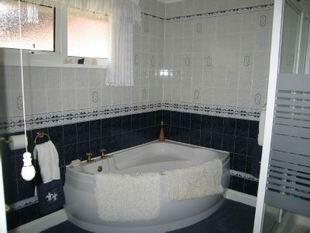 En-Suite Bathroom 2