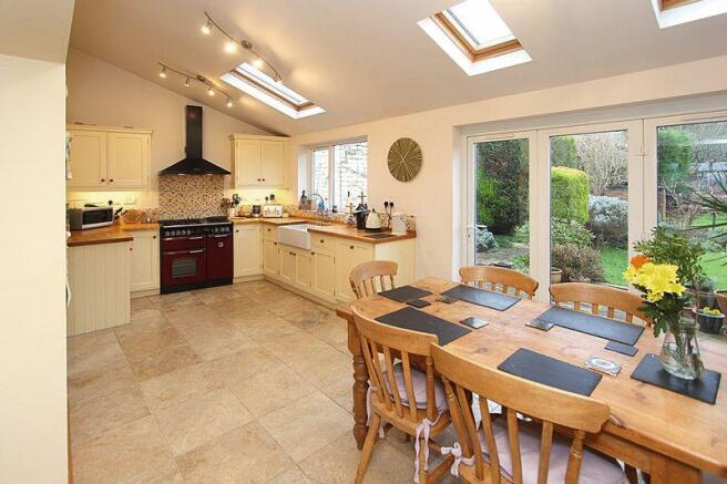 KITCHEN 1