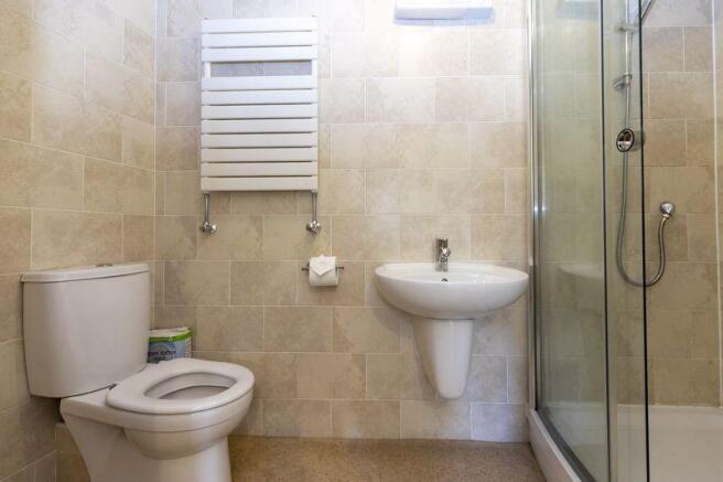 2 bed Apartment for sale Image 12