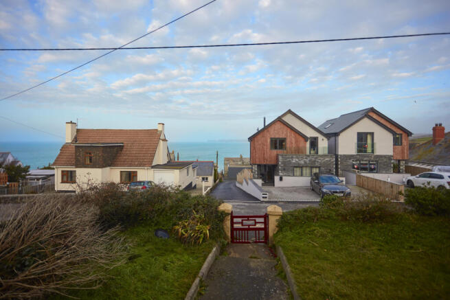 67658880491c3_32 Tintagel Terrace 39196