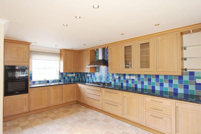 DINING KITCHEN 1