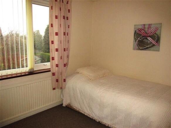 Bedroom 2 (rear)