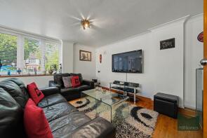 129, Bourne Hill, London N13 4BE