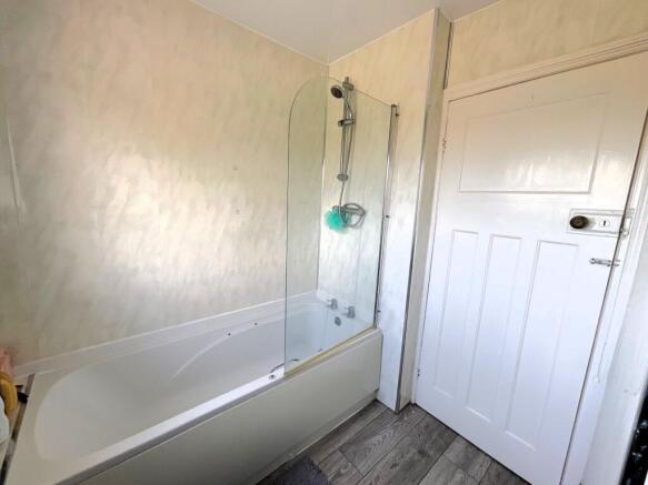3 bed Semi-Detached for sale Image 10