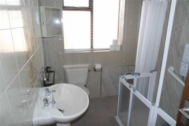 Wet Room / WC: