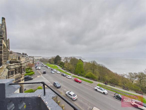 2 bed Flat for sale Image 8