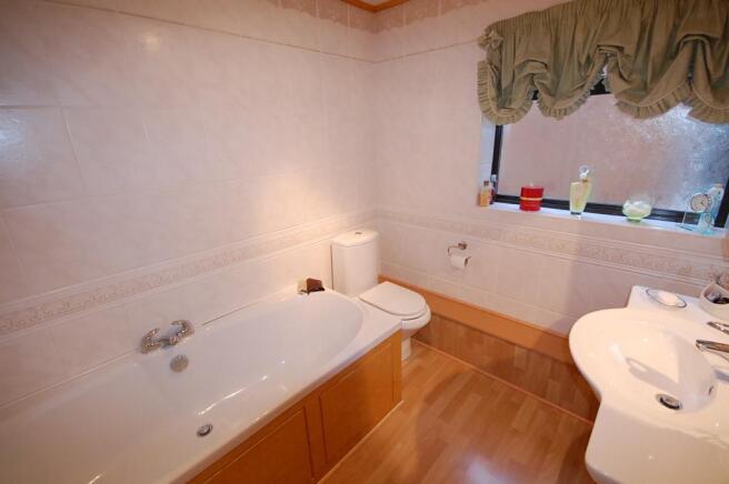 Ensuite Bathroom