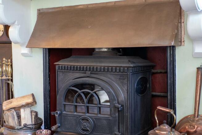 Log Burner.jpg