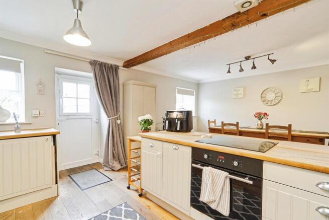 3 bed Barn Conversion for sale Image 6