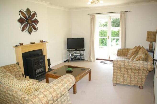 18FT SITTING ROOM