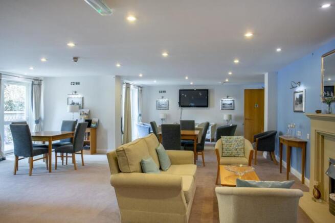 8517726_Interior11 (Medium).jpg