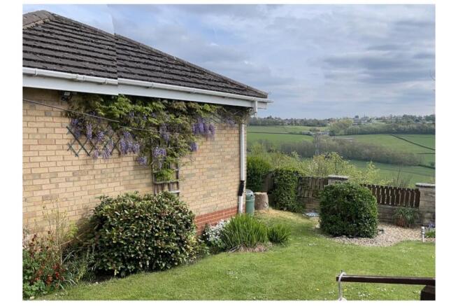 3 bed Detached Bungalow for sale Image 8