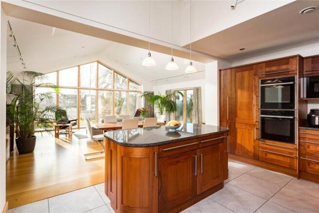 Kitchen/Living