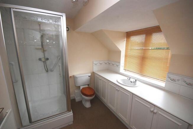 En-Suite to Master Bedroom