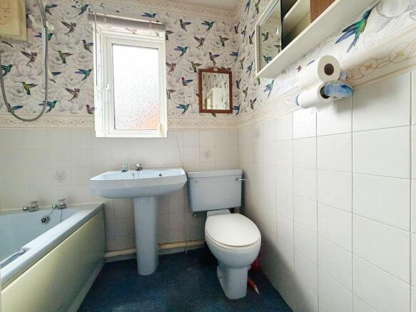 2 bed Semi-Detached for sale Image 11