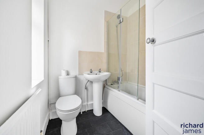 180ffeb1-d703-4bd...
