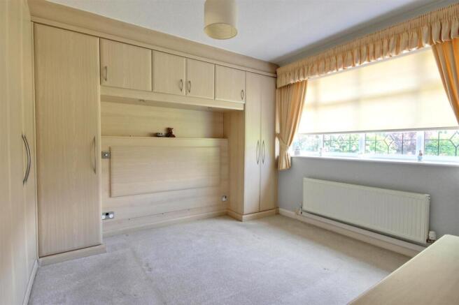 2 bed Detached Bungalow for sale Image 10