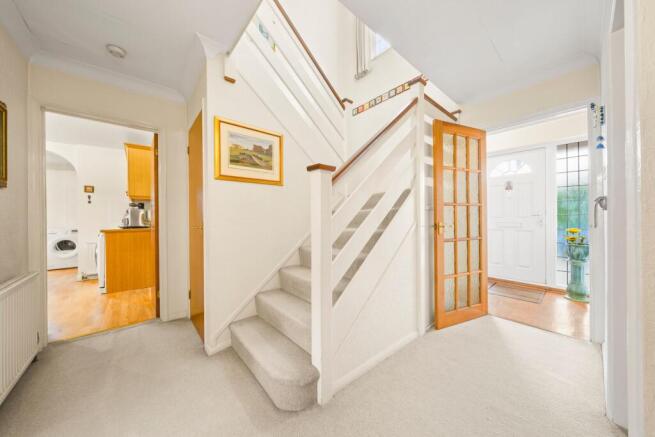 Stoke Road, Stoke D'abernon, KT11 photo 4