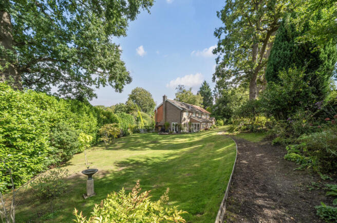 1347360-3-68c0208...