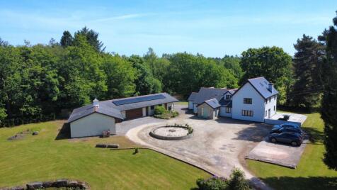 Twin Pines, Welsh St Donats, Vale of Glamorgan CF71 7SS