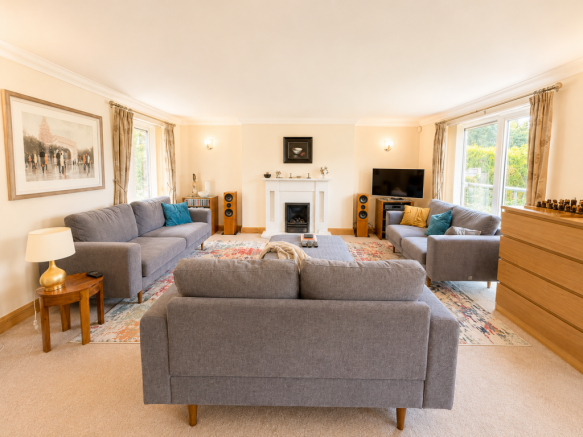 2 bed Ground Flat for sale Image 8