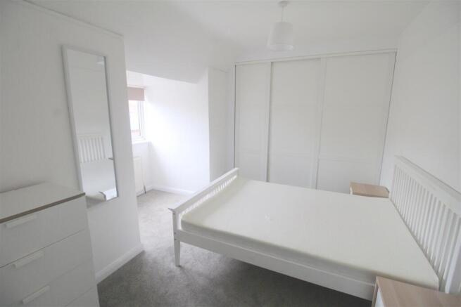 ROOM 3.jpg