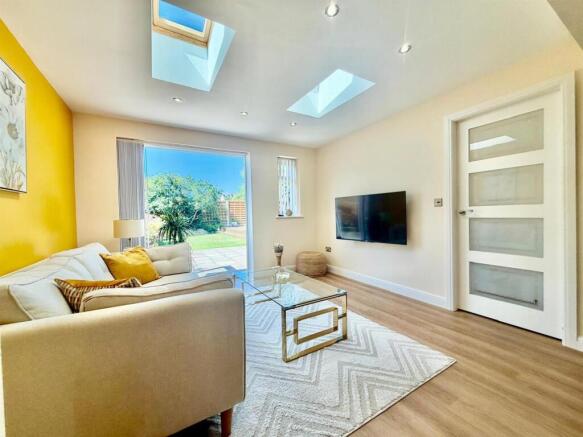 Open Plan Fitted Dining Kitchen: