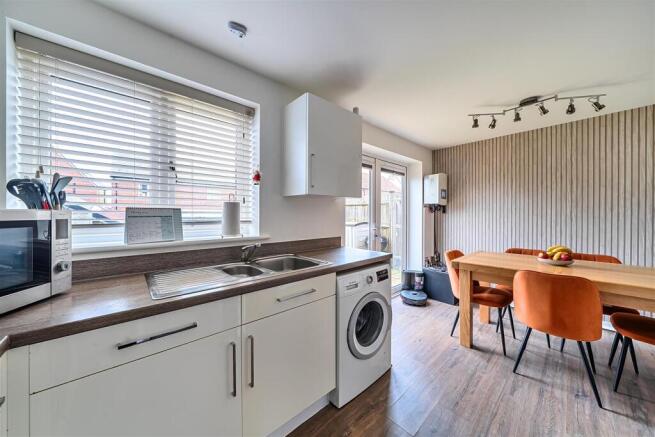Kitchen diner