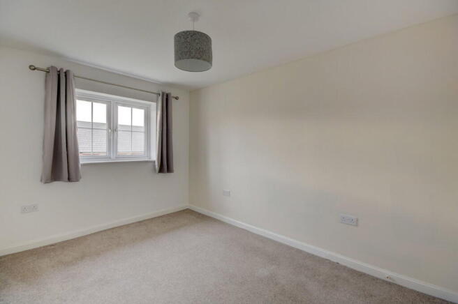 3 bed Semi-Detached for sale Image 7