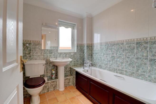 Bathroom.jpg