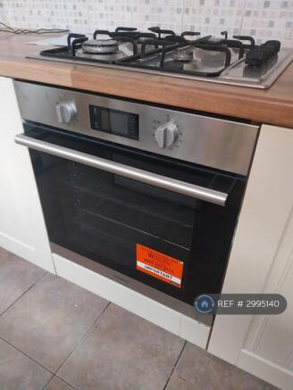 3 bed Terraced to rent Image 12