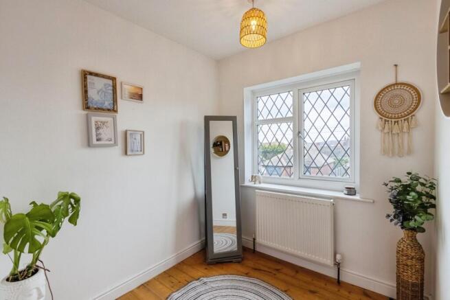 3 bed Semi-Detached for sale Image 11