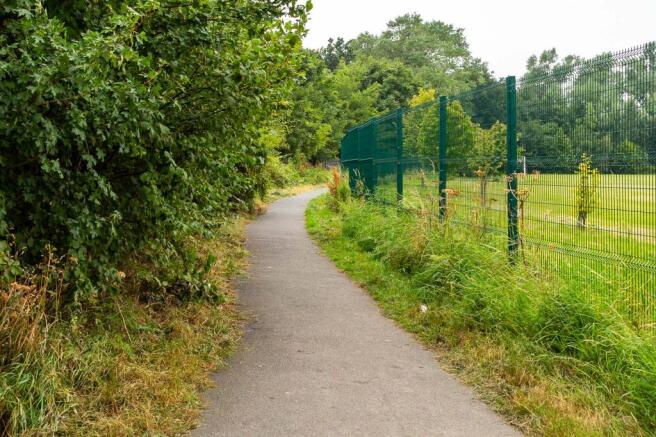 Woodland Walk.jpg